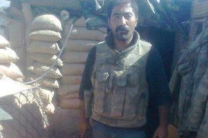 Ethem Sarıs&uuml;l&uuml;k'&uuml;n kafa karıştıran fotoğrafı