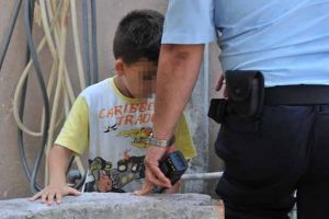 Şiddet ihbarı polisi harekete ge&ccedil;irdi
