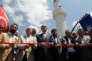 Osmanlı camileri Bursa B&uuml;y&uuml;kşehir ile hayat buldu.