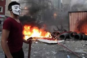 Gezi Parkı olaylarında 1 kişiye yurt dışı yasağı