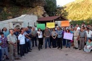 Tunceli'de Gola &Ccedil;etu protestosu