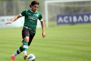 Bursaspor'da 5 futbolcunun s&ouml;zleşmesi feshedildi!
