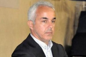 Gruplara kalmak istiyoruz
