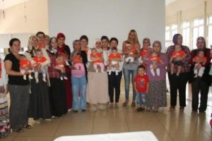 Premat&uuml;re bebekler ve aileleri partide buluştu