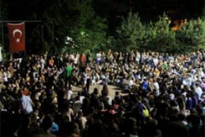 Yayıncılar arasında Gezi Parkı &ccedil;atlağı!