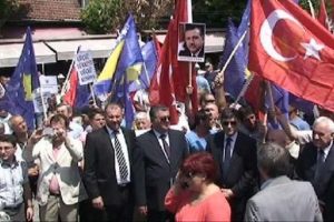 Kosova'da Erdoğan'a destek mitingi