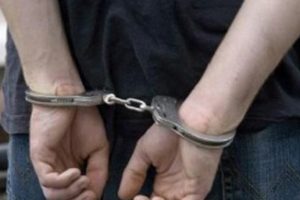 Ehliyet sınavında hile yapan 15 kişi yakalandı