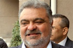 Ahmet &Ouml;zal'dan şaşırtan bir iddia daha!
