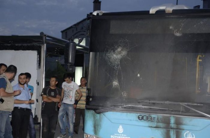 Halk otob&uuml;s&uuml;ne molotoflu saldırı