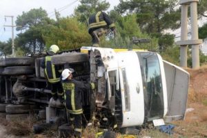 Kayganlaşan yol can aldı