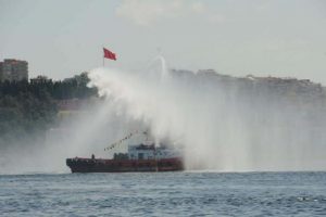 Boğazda kabotaj kutlaması