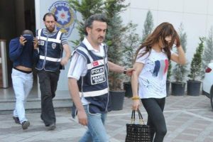 "E-fuhuş" baskını