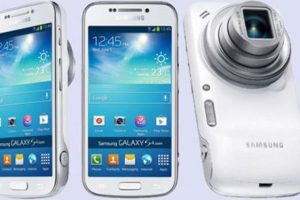 Samsung Galaxy S4 Zoom'un fiyatı belli oldu!
