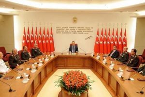 4 komutan birden değişiyor