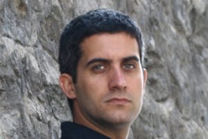 Mehmet Ali Alabora i&ccedil;in imza kampanyası...