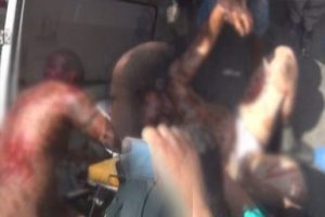 Mısır'da Mursi yandaşı gence lin&ccedil; girişimi