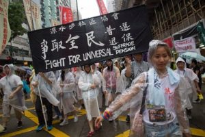 Hong Konglular demokrasi i&ccedil;in y&uuml;r&uuml;d&uuml;