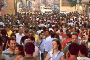 T&uuml;rkler asosyal &ccedil;ıktı
