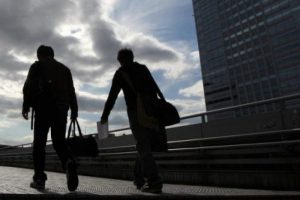 Japon bankaları tahvil bağımlılığı korkutuyor