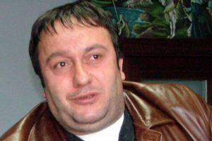 İsmail T&uuml;r&uuml;t'ten yine tartışma yaratacak bir t&uuml;rk&uuml;