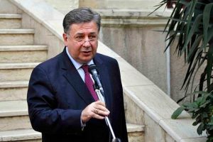 Siyasi kriz g&ouml;rev s&uuml;resini uzattı