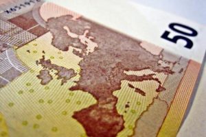 Euro s&uuml;rpriz yapabilir