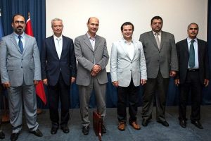 "Arap d&uuml;nyası ile aramızda "aracılar" istemiyoruz"