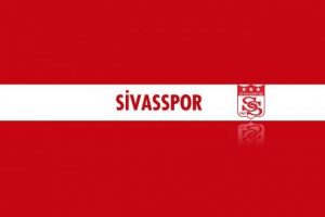 Sivasspor'da yaprak d&ouml;k&uuml;m&uuml; devam ediyor