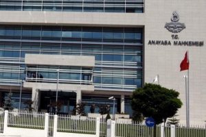AYM'den 'uzun tutukluluk' kararı