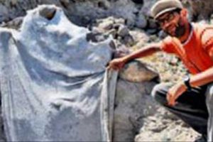 6 bin yıllık surlar &ccedil;ıkartılıyor