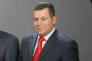 Cihat &Ouml;zkan istifa etti