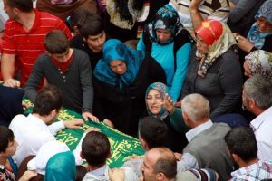 Boğulan gen&ccedil; son yolculuğuna uğurlandı