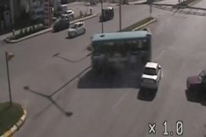 Dikkatsiz s&uuml;r&uuml;c&uuml;ler MOBESE'ye takıldı