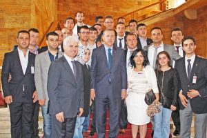 İneg&ouml;ll&uuml; gen&ccedil;lerin Ankara &ccedil;ıkarması