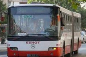 Şof&ouml;r yolcuyu bı&ccedil;akladı