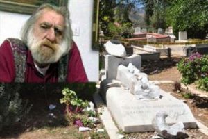 Can Y&uuml;cel'in mezarına saldıranlara beraat