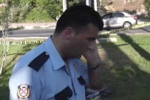 Polis memurunun zor g&ouml;revi