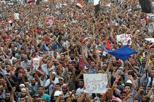 Mursi destek&ccedil;ileri darbeyi protesto edecek