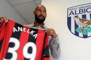 Anelka imzayı attı