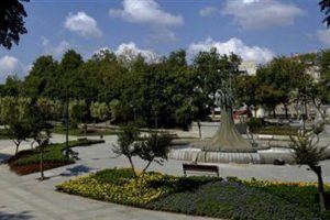 Gezi Park'ı halka a&ccedil;ıldı
