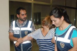 Fuhuş operasyonu: 4 g&ouml;zaltı