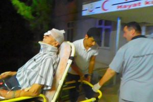 Fotoğraf &ccedil;ekerken TIR &ccedil;arptı