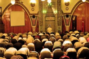 İlk teravih namazı kılındı
