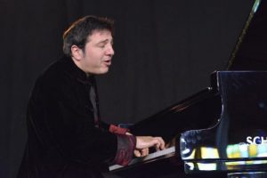 Fazıl Say'a b&uuml;y&uuml;k onur