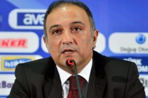 F.Bah&ccedil;e'den G.Saray'a bombardıman