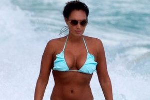 Tamara'dan bikini şov!