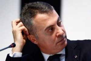 Beşiktaş'taki sponsor krizinde top Orman'da