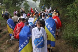 Srebrenitsa i&ccedil;in pedal &ccedil;evirdiler