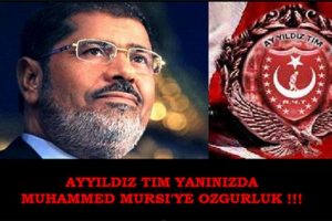 Ay Yıldız Tim'den Mursi'ye destek!