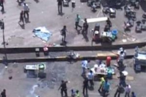Tahrir'de patlama:3 yaralı